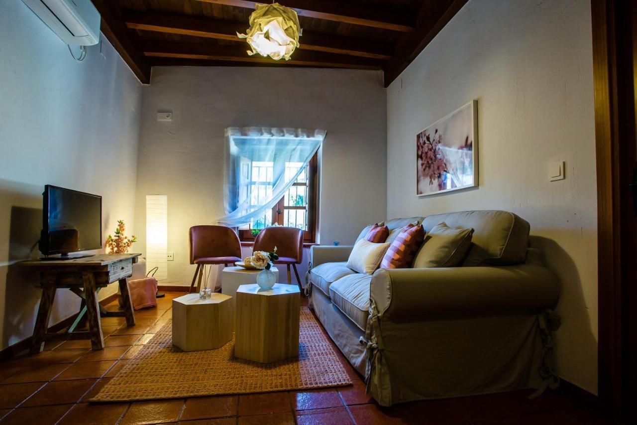 Apartamentos Puente De La Juderia Hervas Exterior photo